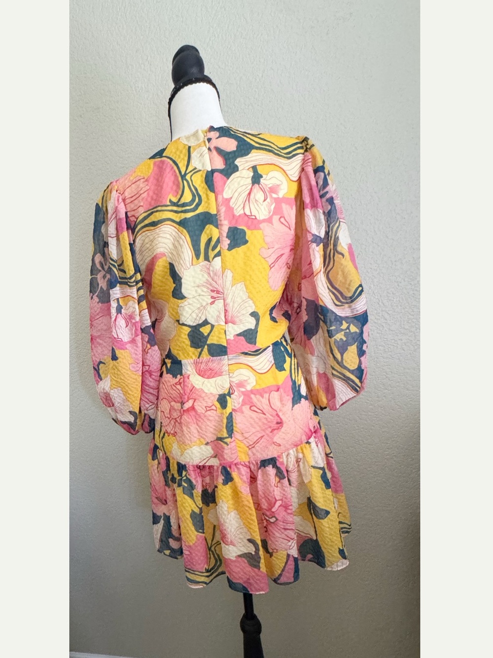 Alexis Zora Floral Mini Dress Size Medium - Picture 8 of 16